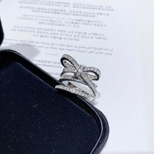 18K  Chanel Diamonds Knot Ring