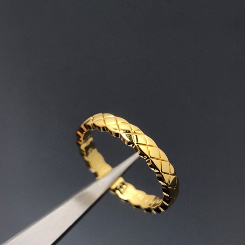 18K  Chanel Coco Crush Mini Ring