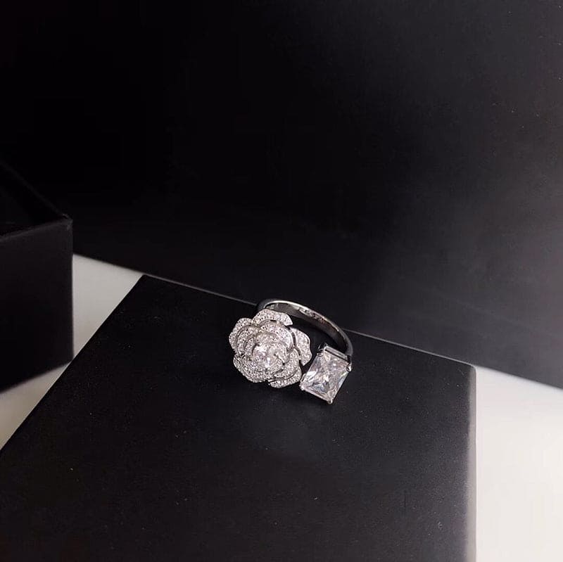 18K  Chanel Diamond Camelia Ring