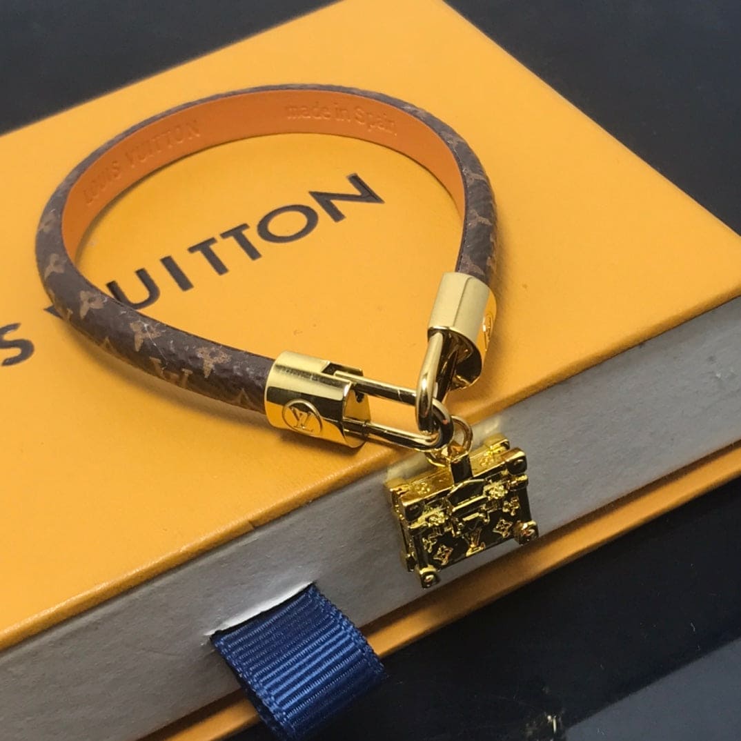 18K Louis Vuitton Petite Malle Charm Bracelet