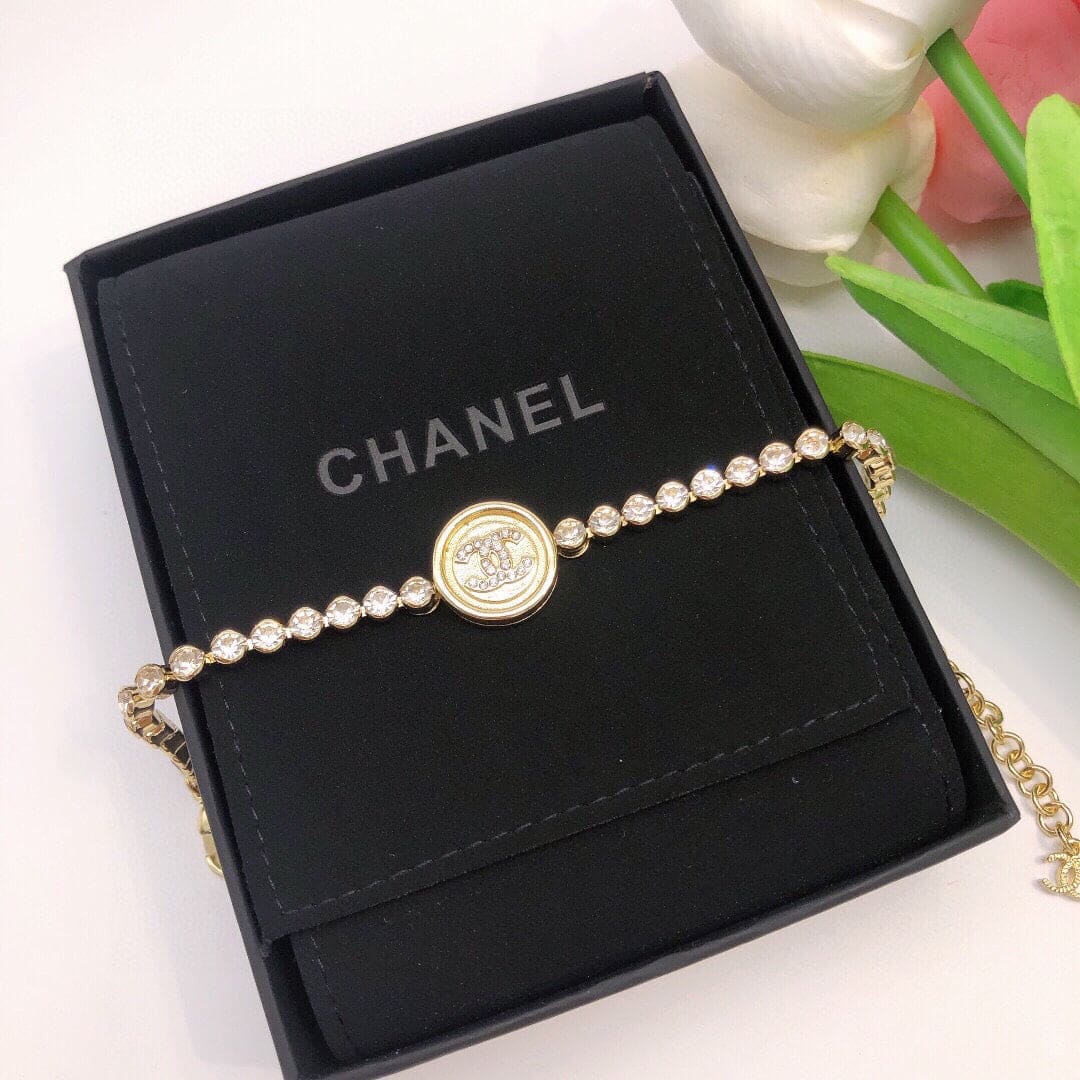 18K Diamonds  Chanel Bracelet