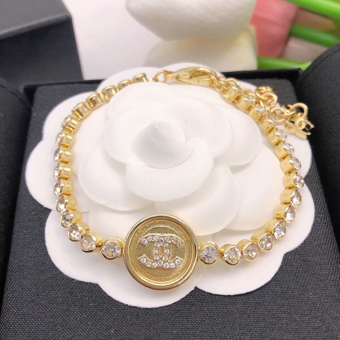 18K Diamonds  Chanel Bracelet