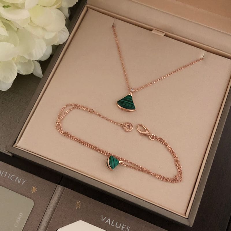 18K DIVAS' DREAM Malachite Bracelet