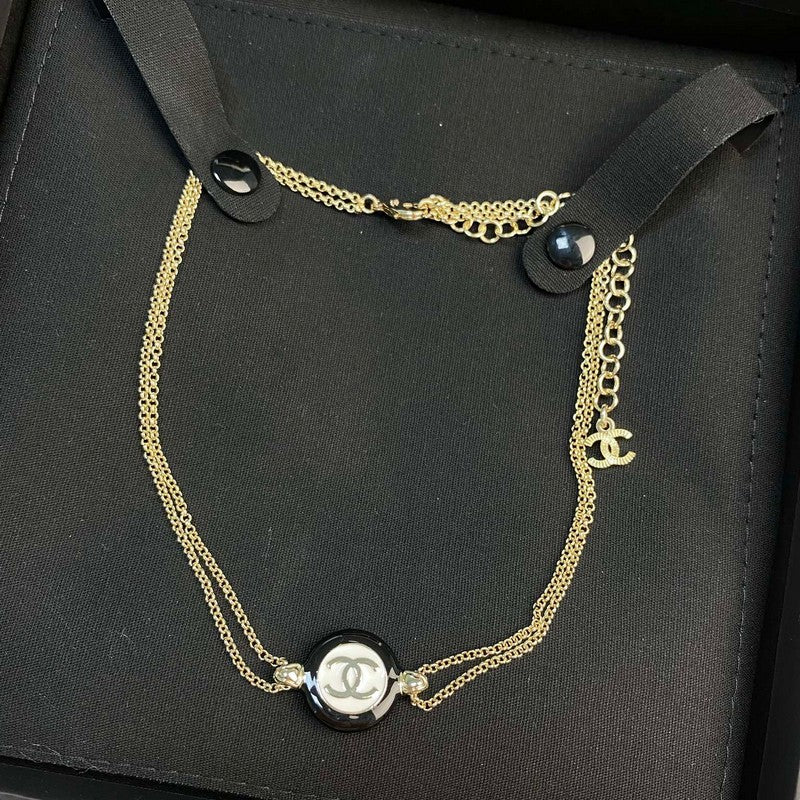 18K  Chanel Chain Choker Necklace