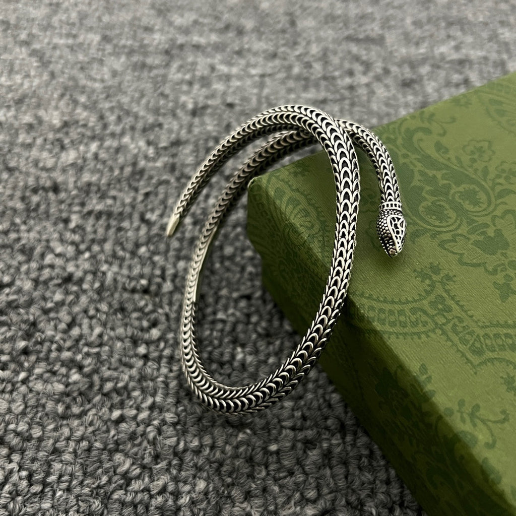 Double Gucci Ggard Snake Bracelet