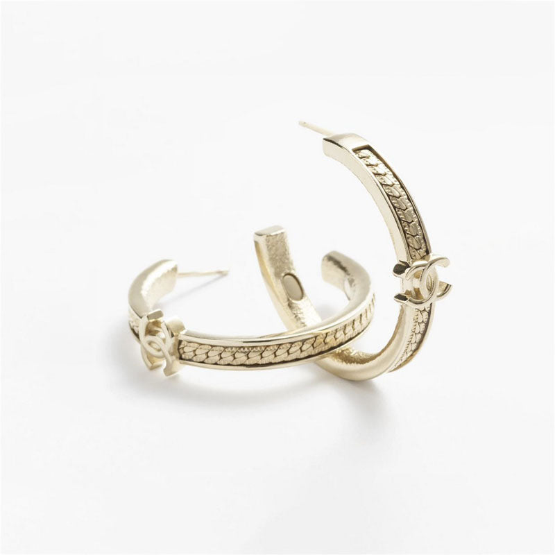 18K  Chanel Circle Earrings