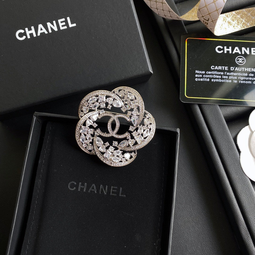 18K  Chanel Camellia Crystals Brooch