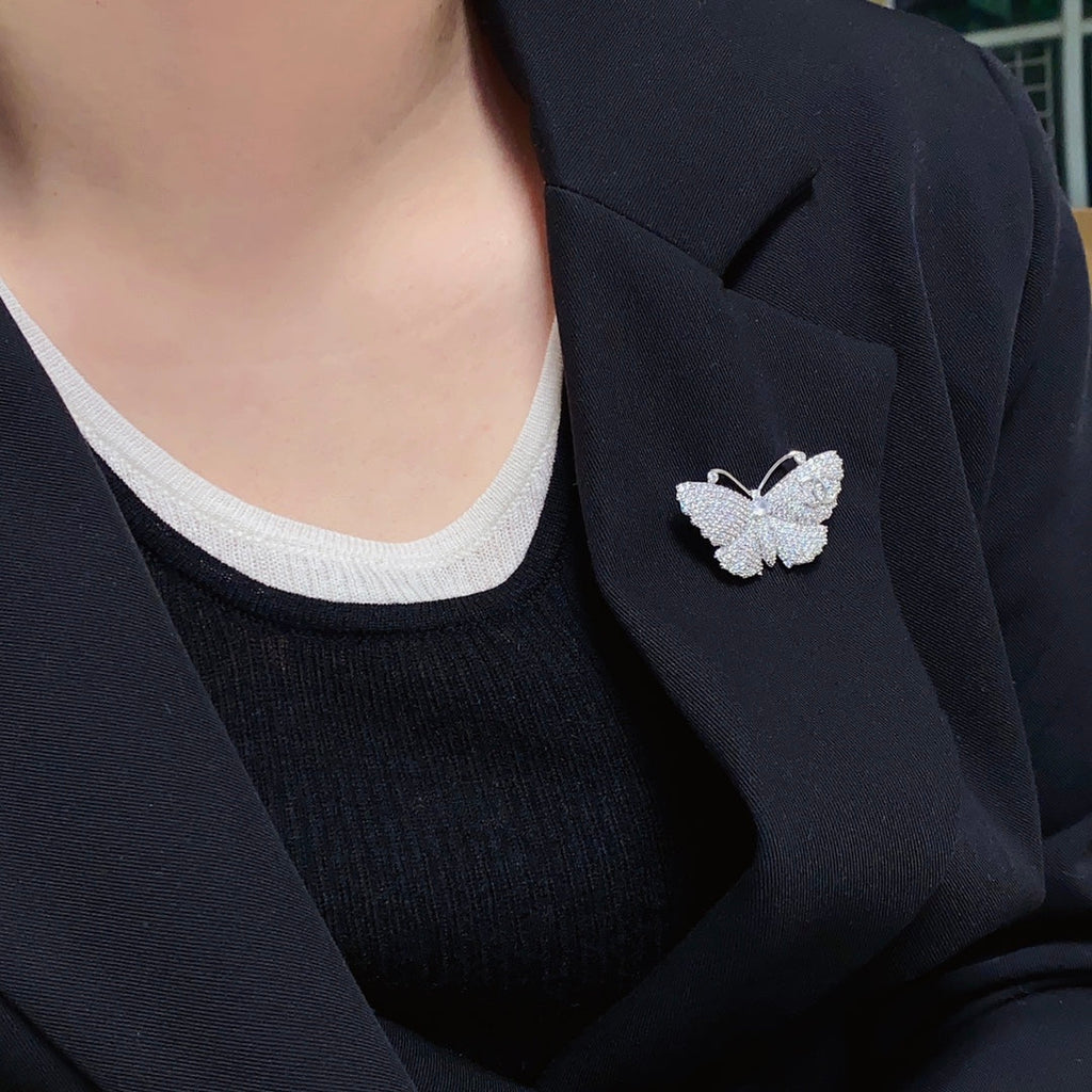18K  Chanel Butterfly Diamonds Brooch