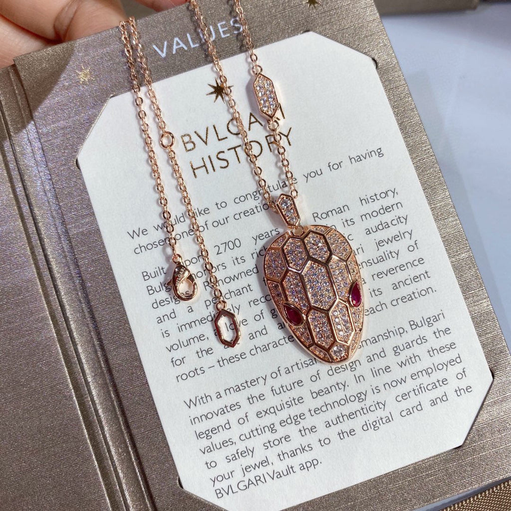 18K BVLGARI Serpenti Necklace