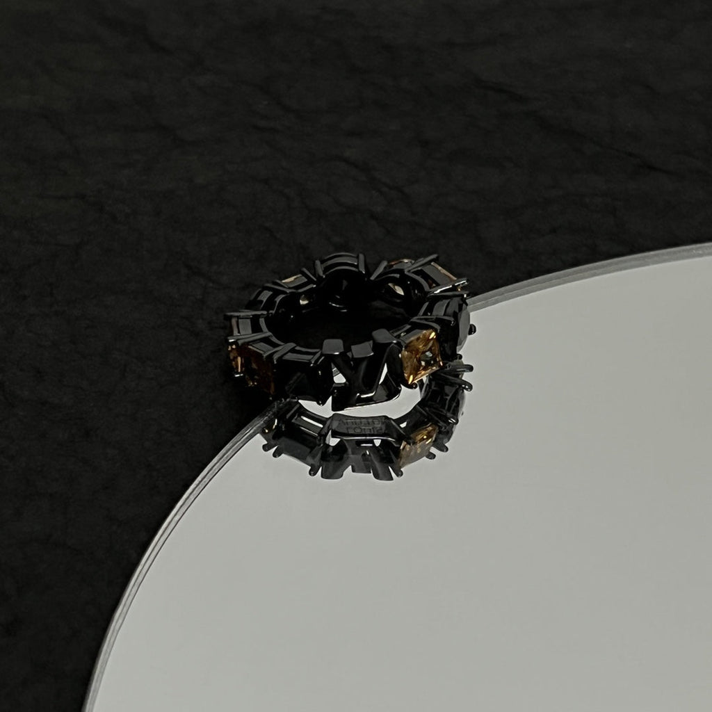 18K Louis Vuitton Light Crystals Ring