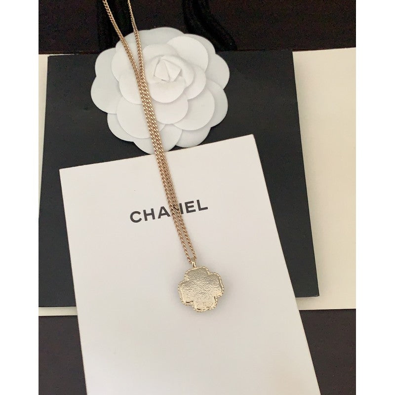 18K  Chanel Camellia Pearl Necklace