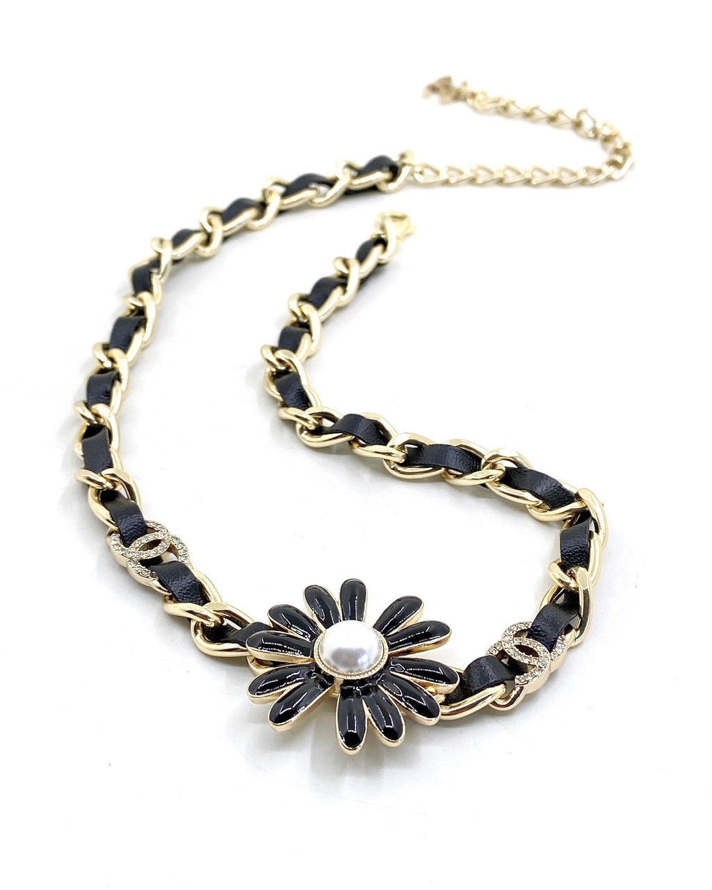 18K  Chanel Flower Leather Choker Necklace