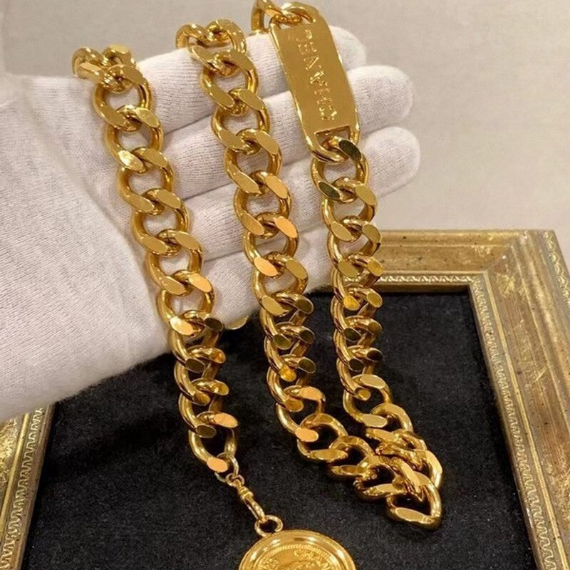 18K  Chanel Gold Vintage Necklace
