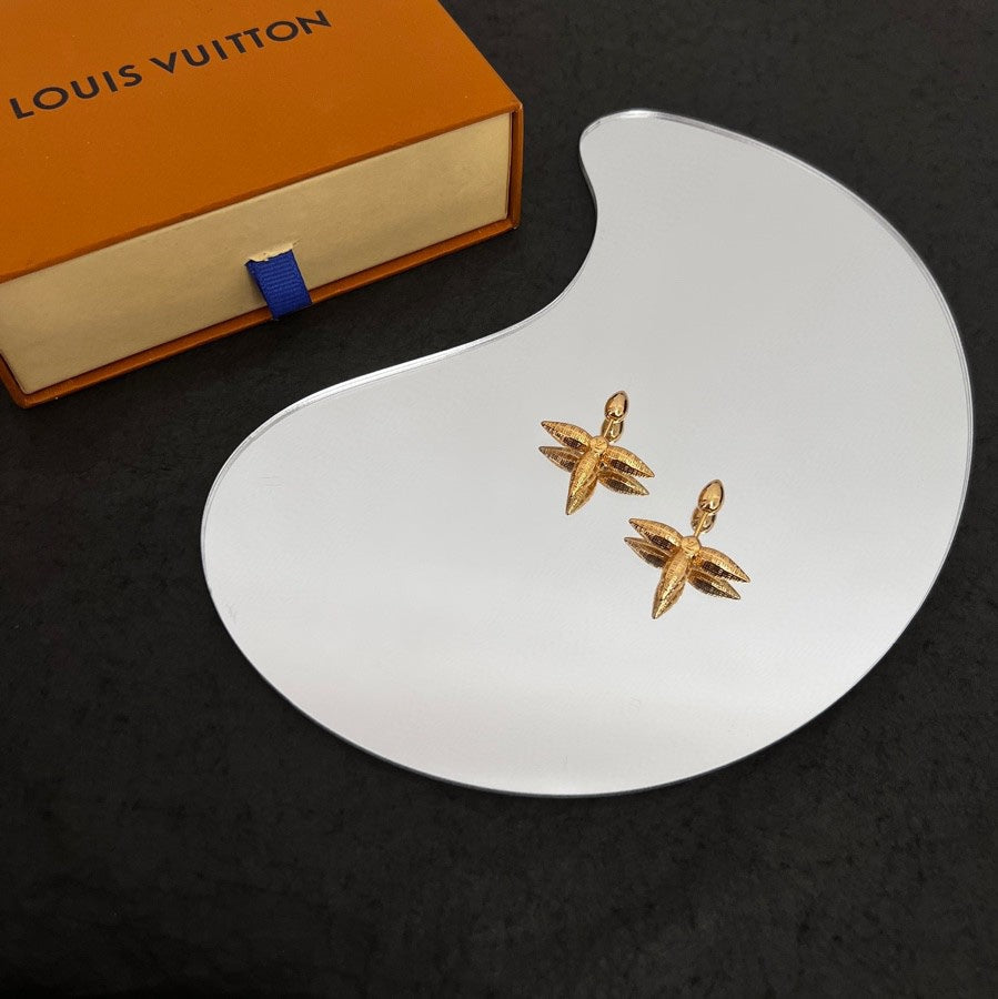 18K Louis Vuitton Louisette Stud Earrings
