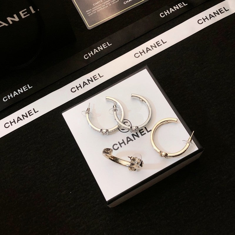 18K  Chanel Circle Earrings