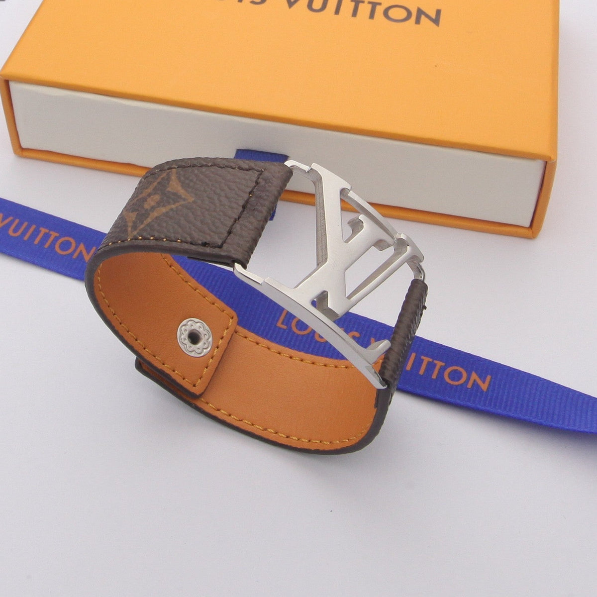 18K Louis Vuitton Hockenheim Bracelet