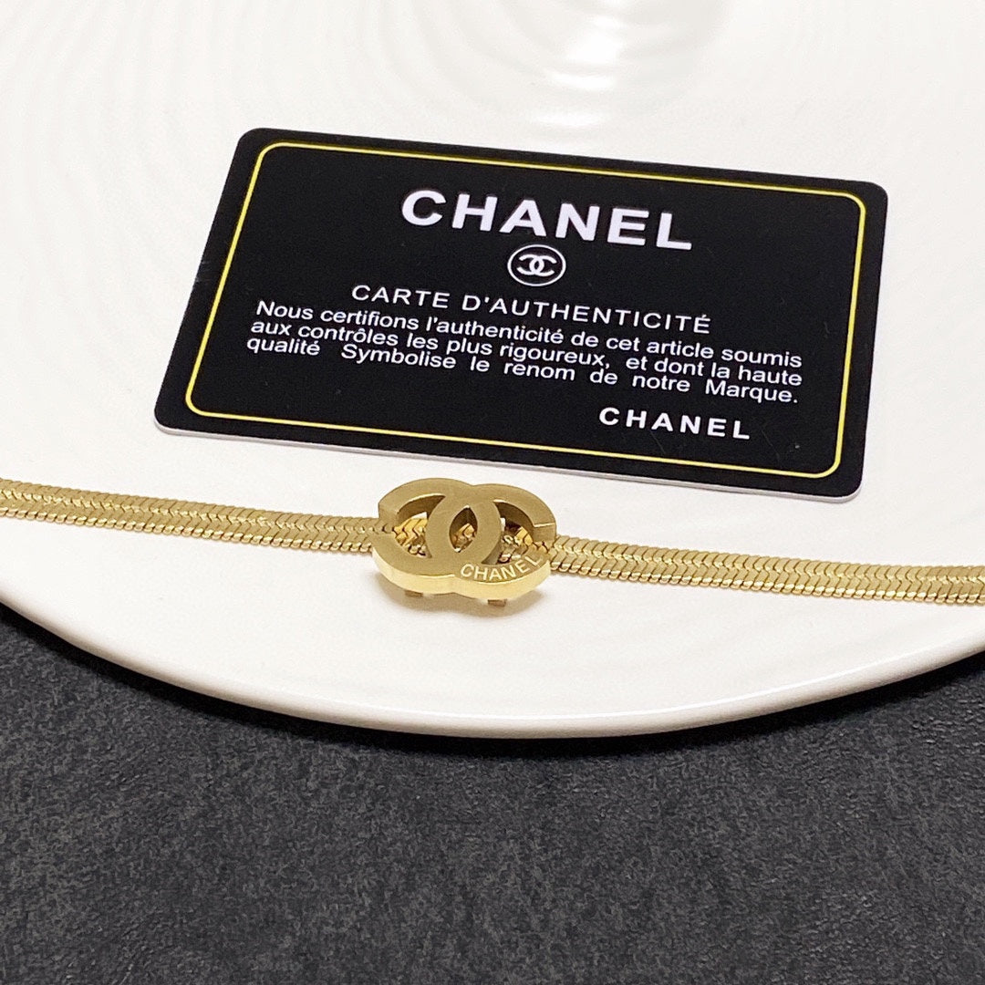 18K  Chanel Gold Chain Choker Necklace