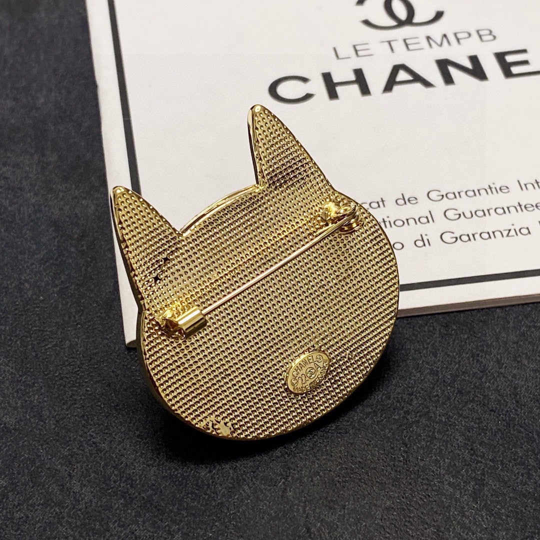18K  Chanel Cat Brooch