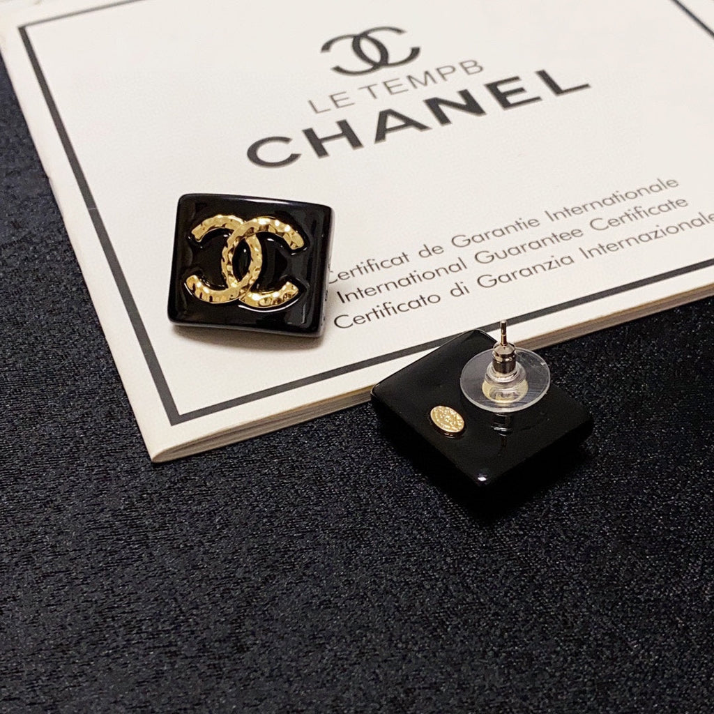 18K  Chanel Black Resin Square Earrings