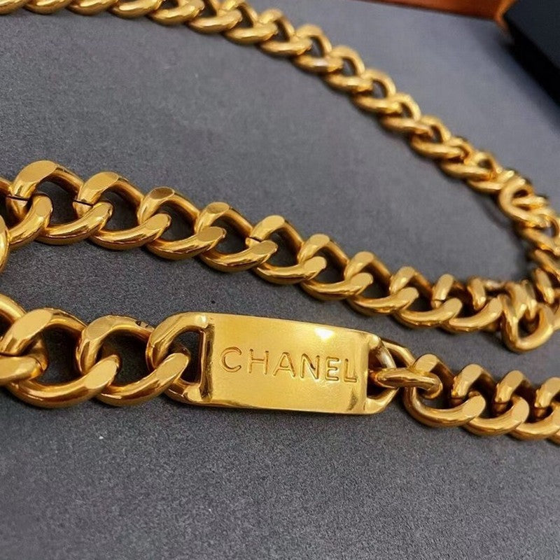 18K  Chanel Gold Vintage Necklace