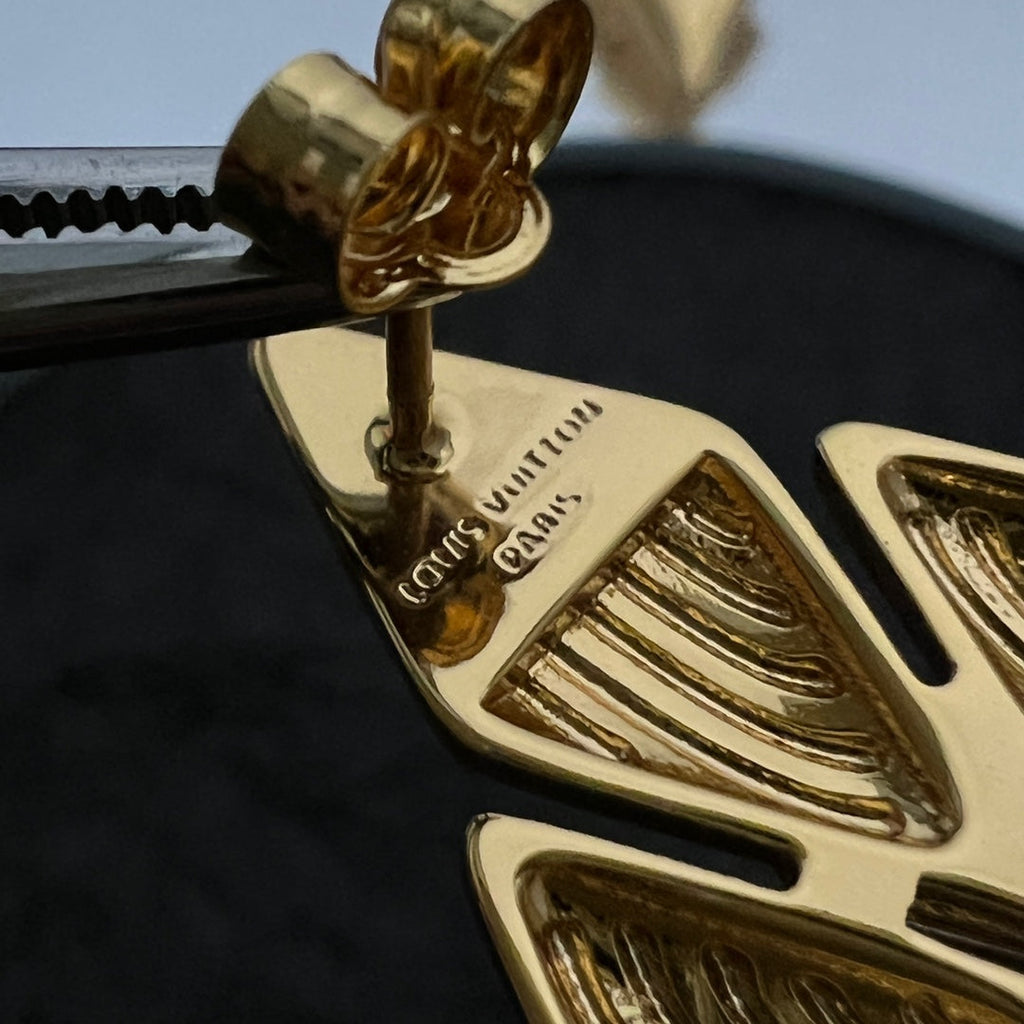 18k Louis Vuitton GO-14 Earrings