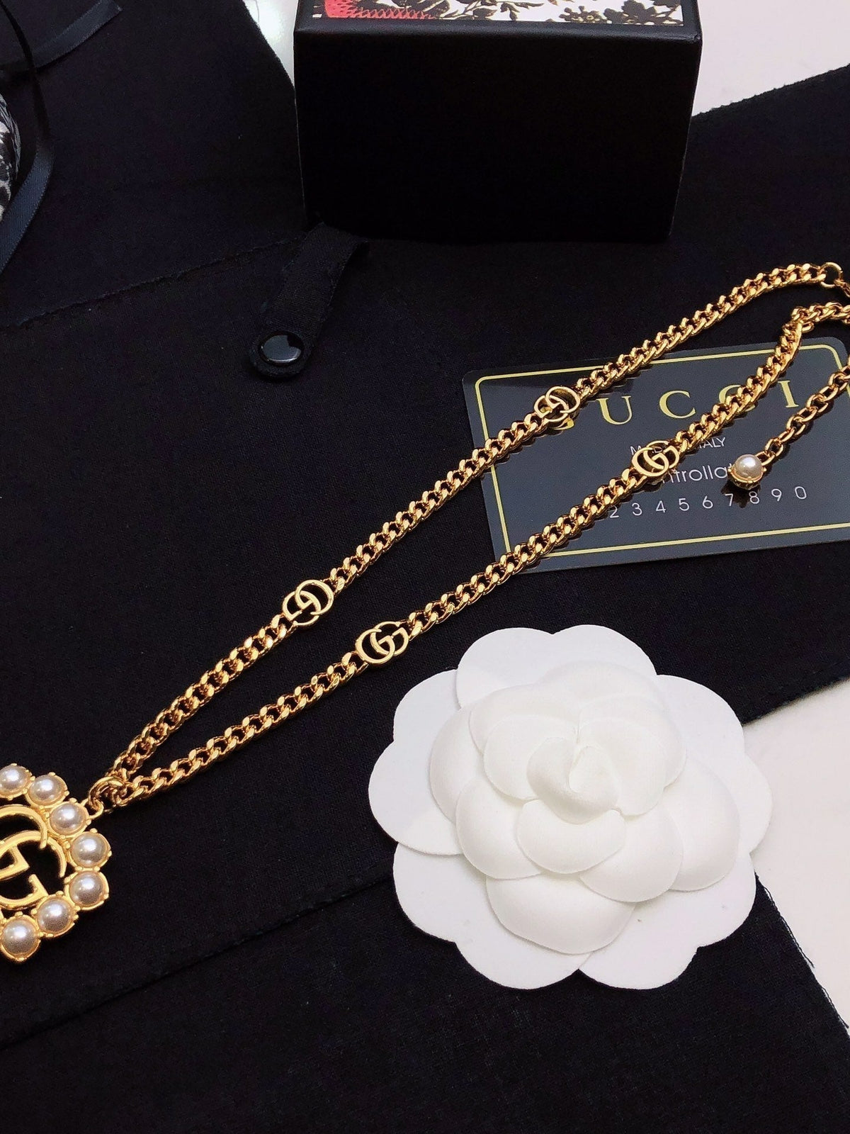 18K Double Gucci Pearl Double Gucci Necklace