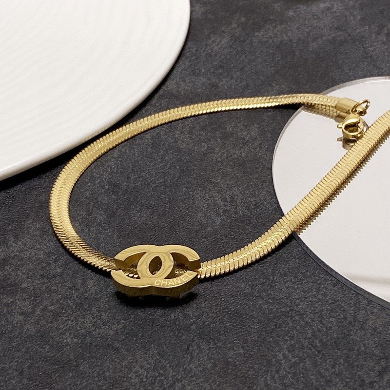 18K  Chanel Gold Choker Necklace