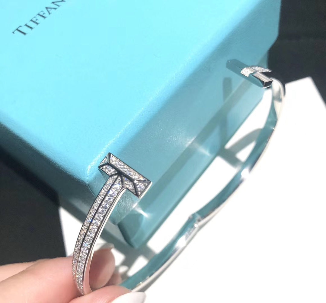 18K T1 Wide Diamond Hinged Bangle Bracelet