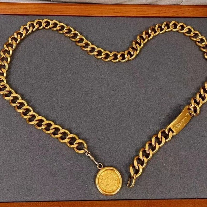 18K  Chanel Gold Vintage Necklace