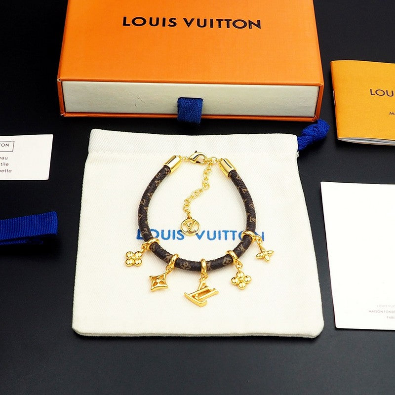 18K Louis Vuitton Blooming Bracelet